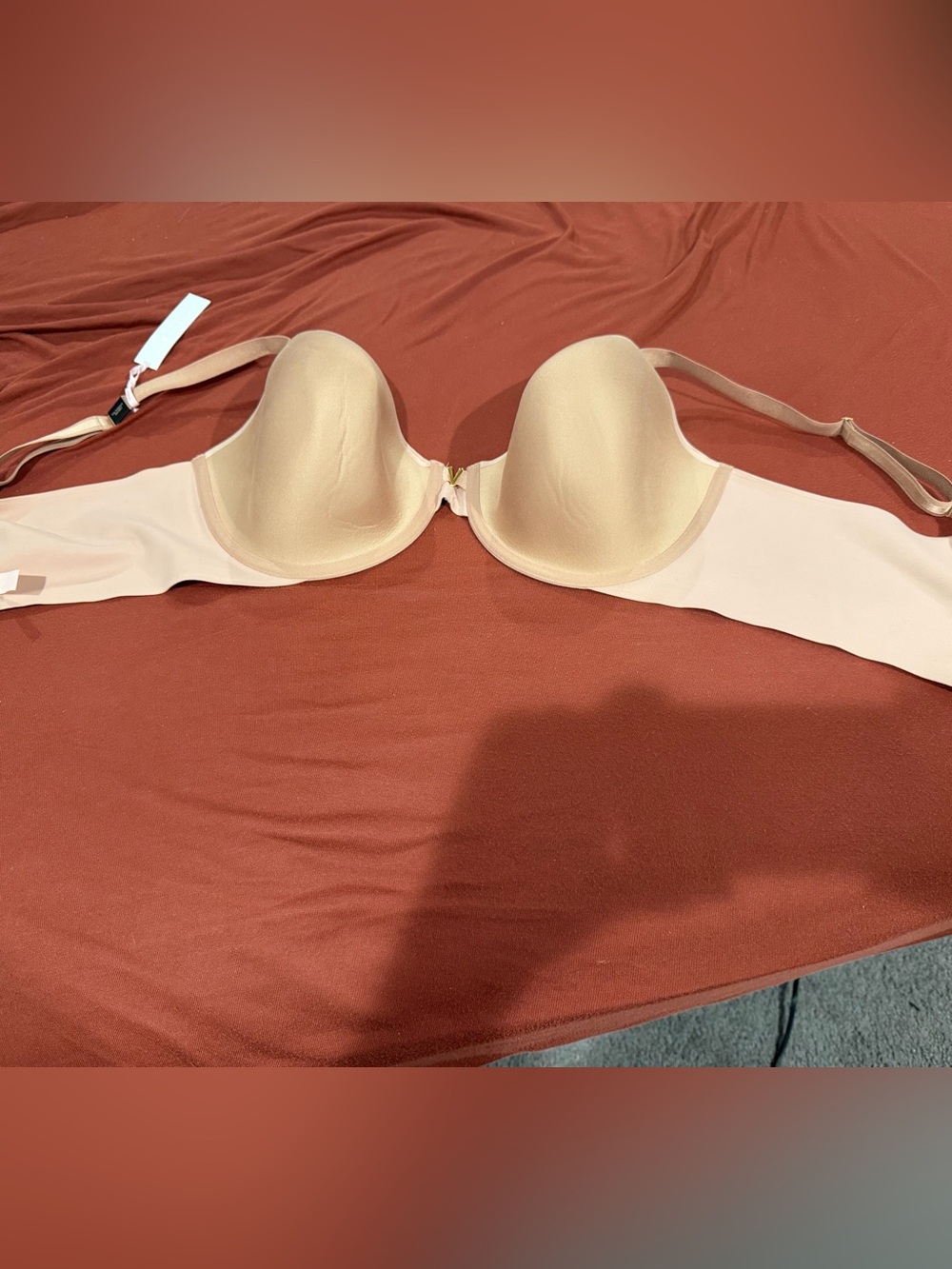 Victoria’s Secret Body by Victoria T-Shirt Bra NWT